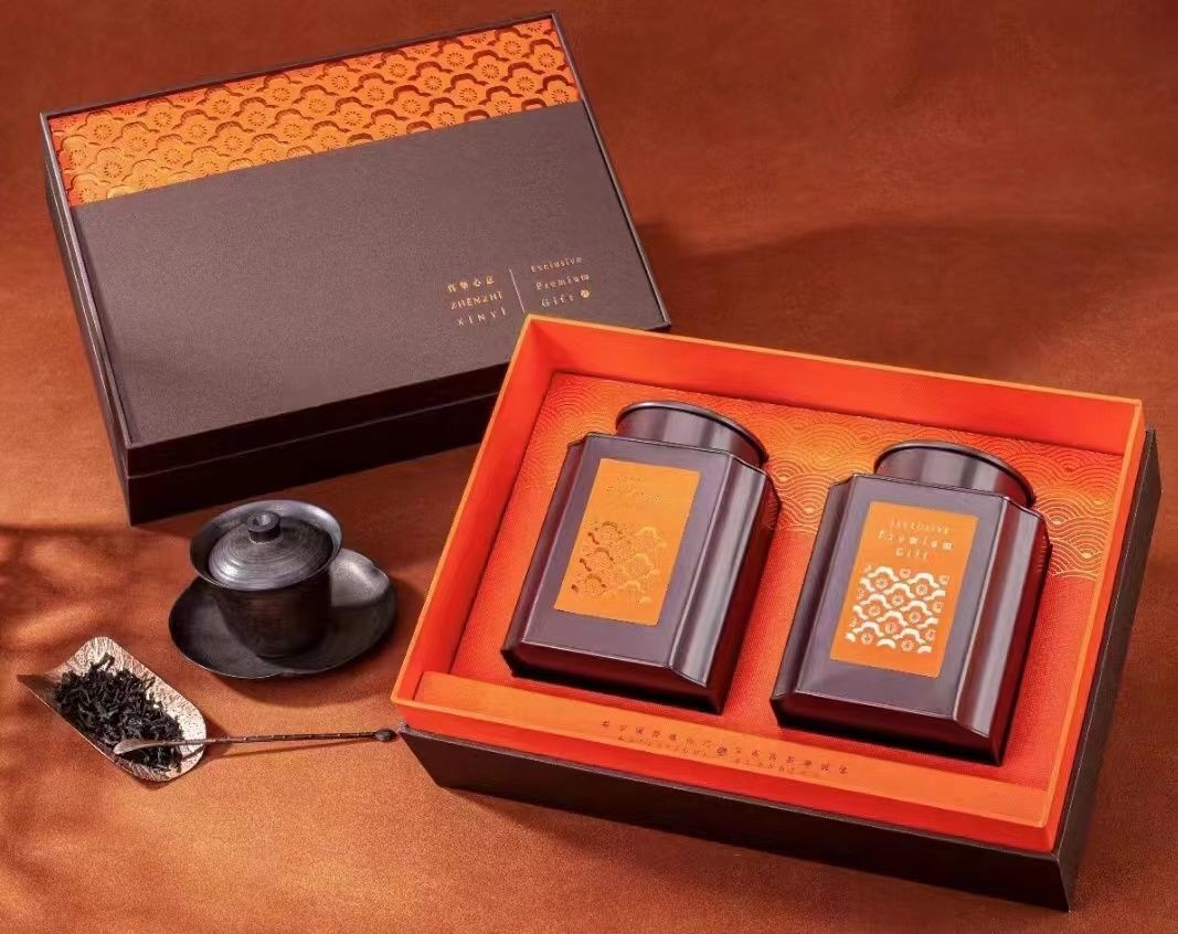 Hand picked Natural Healthy Boosting Energy Black Tea gift box set two New design fancy box go=ift for surprise